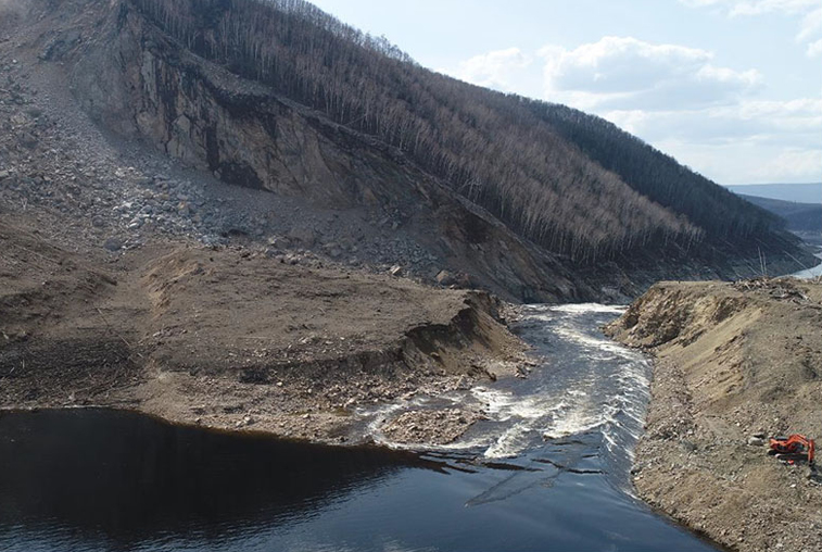 Спасателям больше не нужно контролировать завал на Бурейском водохранилище