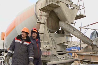 Строители Нижне-Бурейской ГЭС прошли отрезок в 400 тысяч кубометров бетона - gtrkamur.ru