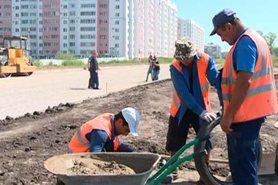 Детсад в микрорайоне и дороги в 800-м квартале: А.Козлов побывал на благовещенских стройках - gtrkamur.ru