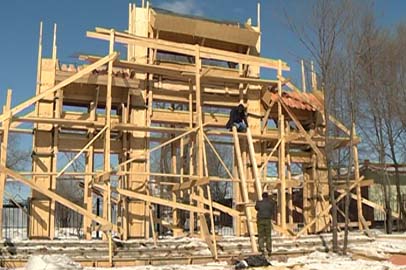 В благовещенском парке Дружбы строят новые ворота - gtrkamur.ru