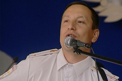 Амурские сотрудники ГИБДД поучаствовали в конкурсе гитарной песни - gtrkamur.ru