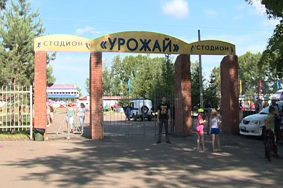 Тамбовчане вновь стали победителями областной сельской спартакиады - gtrkamur.ru