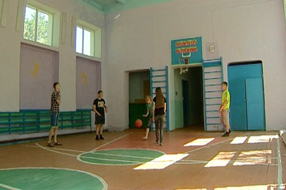 Спортзал в школе села Томичи отремонтируют впервые за полвека - gtrkamur.ru