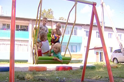 Жители белогорских сел благоустраивают свои улицы и дворы - gtrkamur.ru