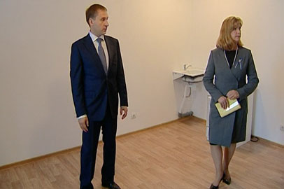 Александр Козлов оценил качество жилья для сирот в Благовещенске - gtrkamur.ru