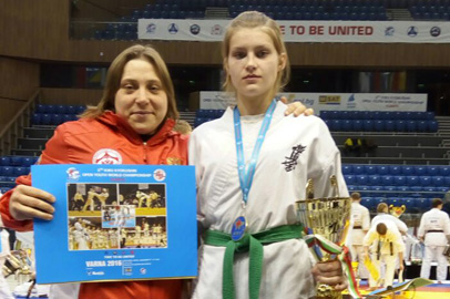 16-летняя амурская каратистка взяла бронзу на первенстве мира - gtrkamur.ru