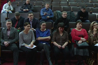 Достройку дома фирмы «Городок» в Европейском обсудили на встрече с губернатором - gtrkamur.ru