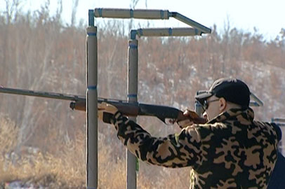 На турнире по стендовой стрельбе в Благовещенске спортсмены  били тарелки - gtrkamur.ru