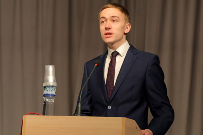 Молодые ученые представили 800 докладов на «Дне науки АмГУ» - gtrkamur.ru
