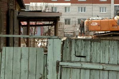 В Благовещенске частные дома рядом со строящейся многоэтажкой покрылись трещинами - gtrkamur.ru