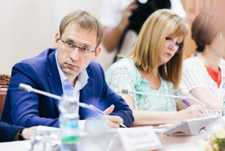 Задолженность по зарплате в Приамурье снизилась на 7 млн рублей - gtrkamur.ru