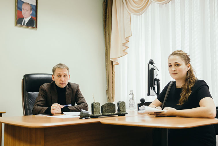 Александр Козлов встретился с медиками, обратившимися на прямую линию Президента - gtrkamur.ru