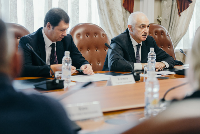 Россельхозбанк планирует осваивать новые сферы кредитования в Приамурье - gtrkamur.ru