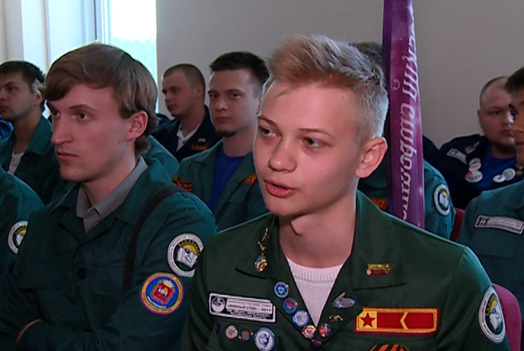 Более 100 студентов открыли летнюю смену Всероссийской студстройки на Восточном - gtrkamur.ru