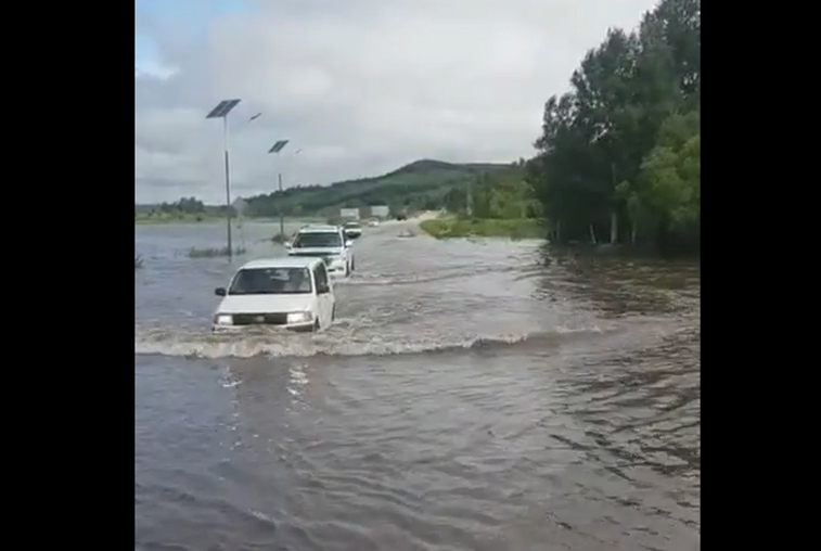 В трех районах Приамурья ввели режим ЧС из-за паводка - gtrkamur.ru
