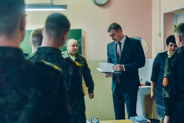 Василий Орлов предложил Амурскому кадетскому корпусу теснее сотрудничать с ДВОКУ - gtrkamur.ru