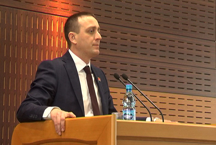 Новым спикером амурского парламента избрали Вячеслава Логинова - gtrkamur.ru