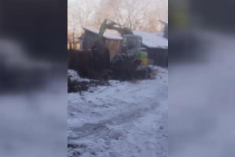 Свалку в Свободном убрали после сюжета в программе «Мобильный репортер» - gtrkamur.ru