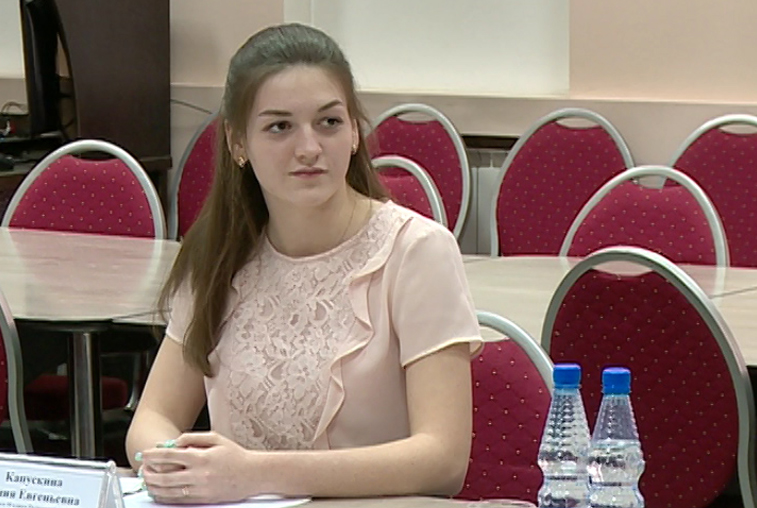 Амурские школьницы победили во Всероссийской олимпиаде по финансовой грамотности - gtrkamur.ru