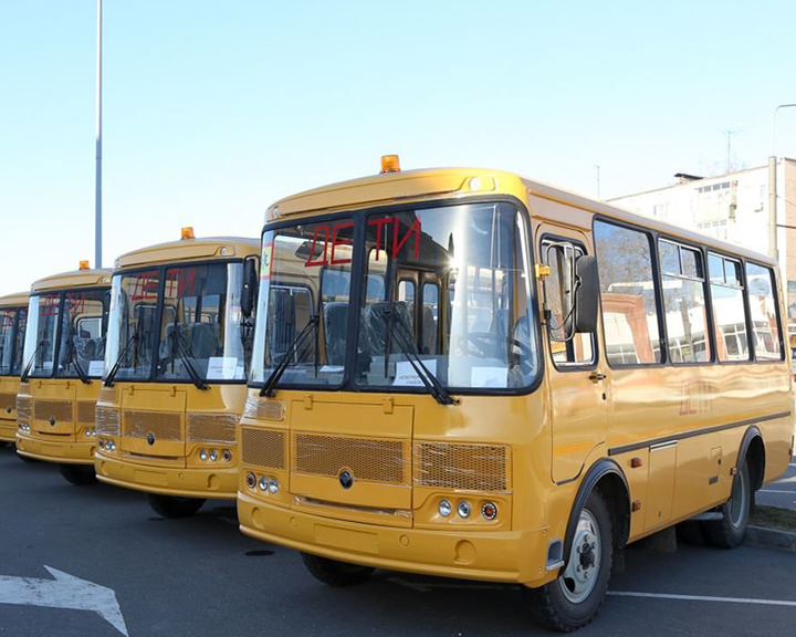 В область поступили новые школьные автобусы: Первыми их получат пострадавшие от паводка территории - gtrkamur.ru