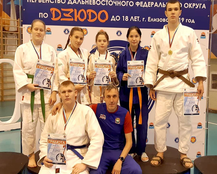 Все с медалями: амурские дзюдоисты вернулись с первенства ДВ - gtrkamur.ru
