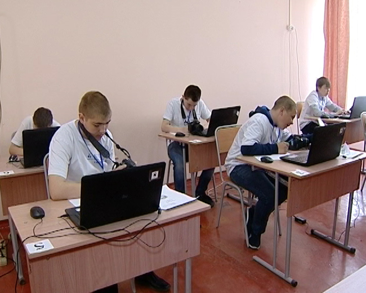 Амурский колледж сервиса и торговли закупил на грантовые средства 200 единиц техники - gtrkamur.ru