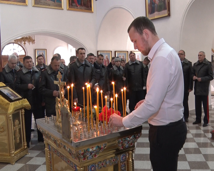 Амурские стражи порядка почтили память товарищей, погибших при исполнении служебных обязанностей