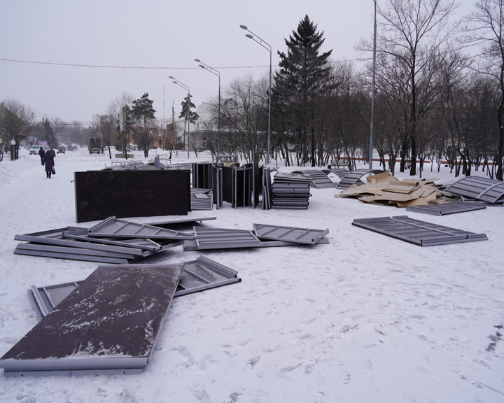 В Свободном возле центральной площади монтируют cкейт-парк - gtrkamur.ru