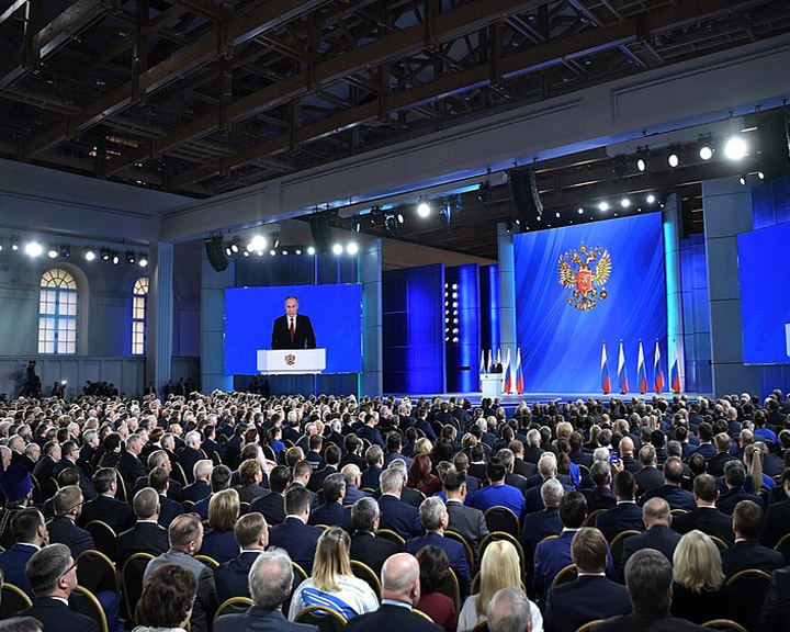 Дать больше свободы губернаторам в решении вопросов предложил В. Путин: Мнение эксперта - gtrkamur.ru