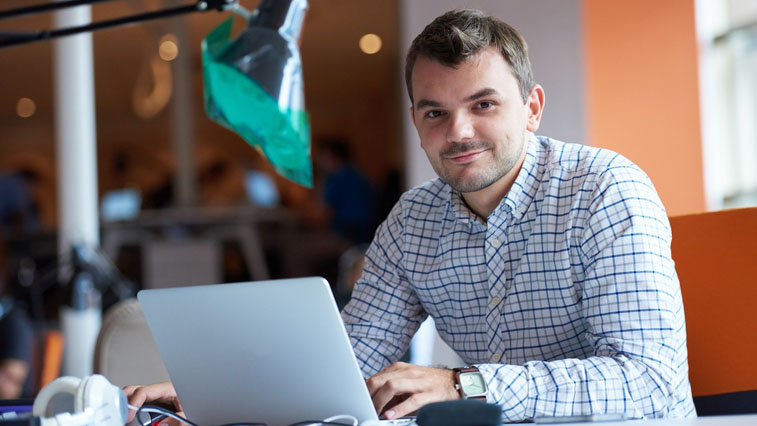 Каждый восьмой амурчанин работал на предприятиях малого бизнеса - gtrkamur.ru