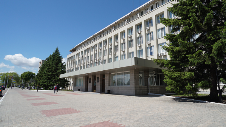 В.Орлов: муниципалитетам стоит активнее включаться в проект «Формирование комфортной городской среды» - gtrkamur.ru