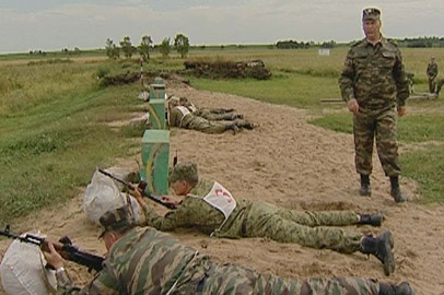 Амурские пограничники постреляли из автомата Калашникова - gtrkamur.ru
