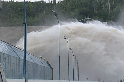 На Бурейской ГЭС увеличили холостые сбросы воды - gtrkamur.ru