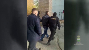 Лишение свободы на 7,2 года и штраф 300 тысяч – такой приговор вынесли главе тындинского предприятия - gtrkamur.ru