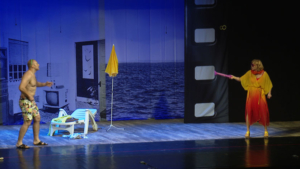 В рамках «Амурской осени» жители области посмотрели спектакль «Яблоко раздора» - gtrkamur.ru