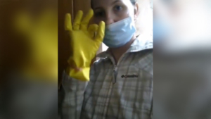 В Тамбовке женщина-инвалид по слуху с дочкой не могут воспользоваться туалетом и набрать питьевой воды - gtrkamur.ru