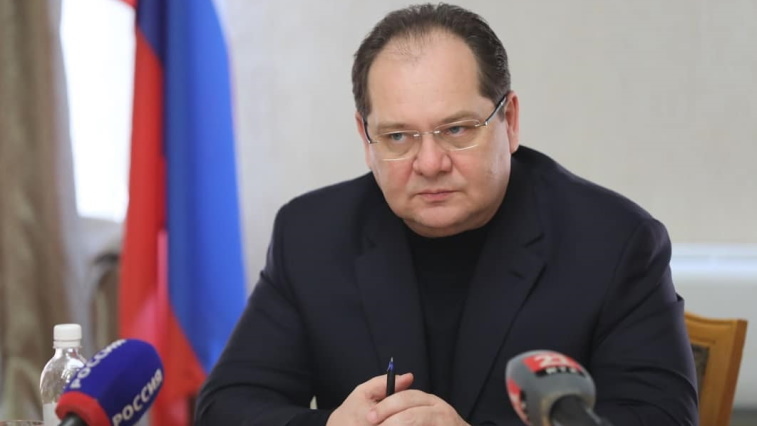 Вылечился от коронавируса и вернулся к работе губернатор ЕАО, глава Камчатки продолжает работать в самоизоляции - gtrkamur.ru