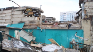 В рухнувшем из-за газа гараже в Нерюнгри погиб человек - gtrkamur.ru
