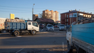 Грузовикам запретят въезд на парковку ВДНХ - gtrkamur.ru