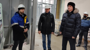 Губернатор Василий Орлов побывал на строительстве физкультурно-оздоровительного комплекса - gtrkamur.ru
