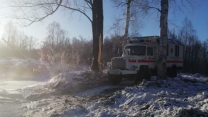 КамАЗ с людьми застрял в Зейском районе - gtrkamur.ru