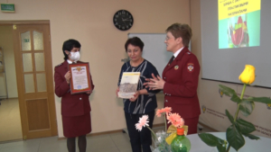 Амурских потребителей, успешно защитивших свои права, наградили в Роспотребнадзоре - gtrkamur.ru