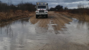 Режим повышенной готовности: река Уркан в Зейском районе подтопила дорогу - gtrkamur.ru