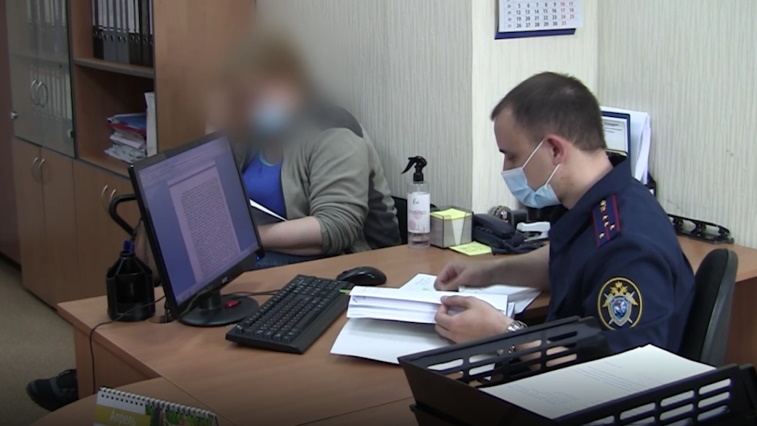 Чиновницу из Свободного подозревают в превышении полномочий - gtrkamur.ru