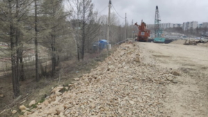 Тындинцы пожаловались на состояние дороги, прокуратура нашла много нарушений - gtrkamur.ru