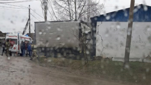 ДТП в Тынде: грузовик протаранил стену, есть пострадавшие - gtrkamur.ru