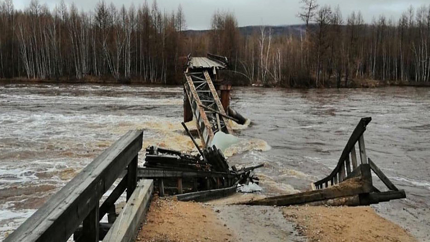 В Тындинском районе обрушился мост через реку Нижняя Ларба - gtrkamur.ru