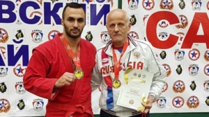 Новое звание получил чемпион мира по самбо из Благовещенска Самвел Казарян - gtrkamur.ru