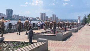 Более полутора тысяч военнослужащих задействованы в мероприятиях по предупреждению паводка в области - gtrkamur.ru