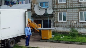Сильный ветер повредил кровлю дома в Ивановке - gtrkamur.ru